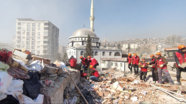 Uluslararası Öğrencilerden Arama Kurtarmaya Destek